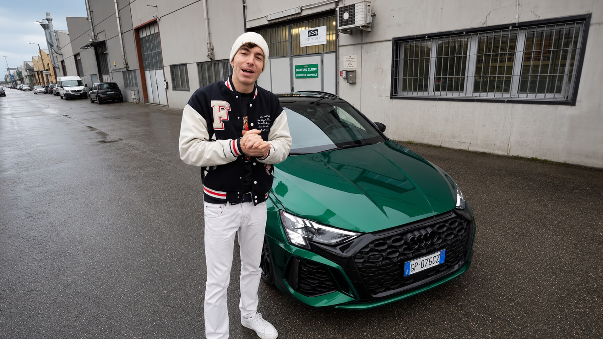 Nuovo wrapping verde per Audi RS3