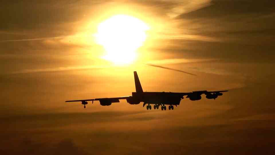 Watch the sunset landing turn into a full power B-52 takeoff