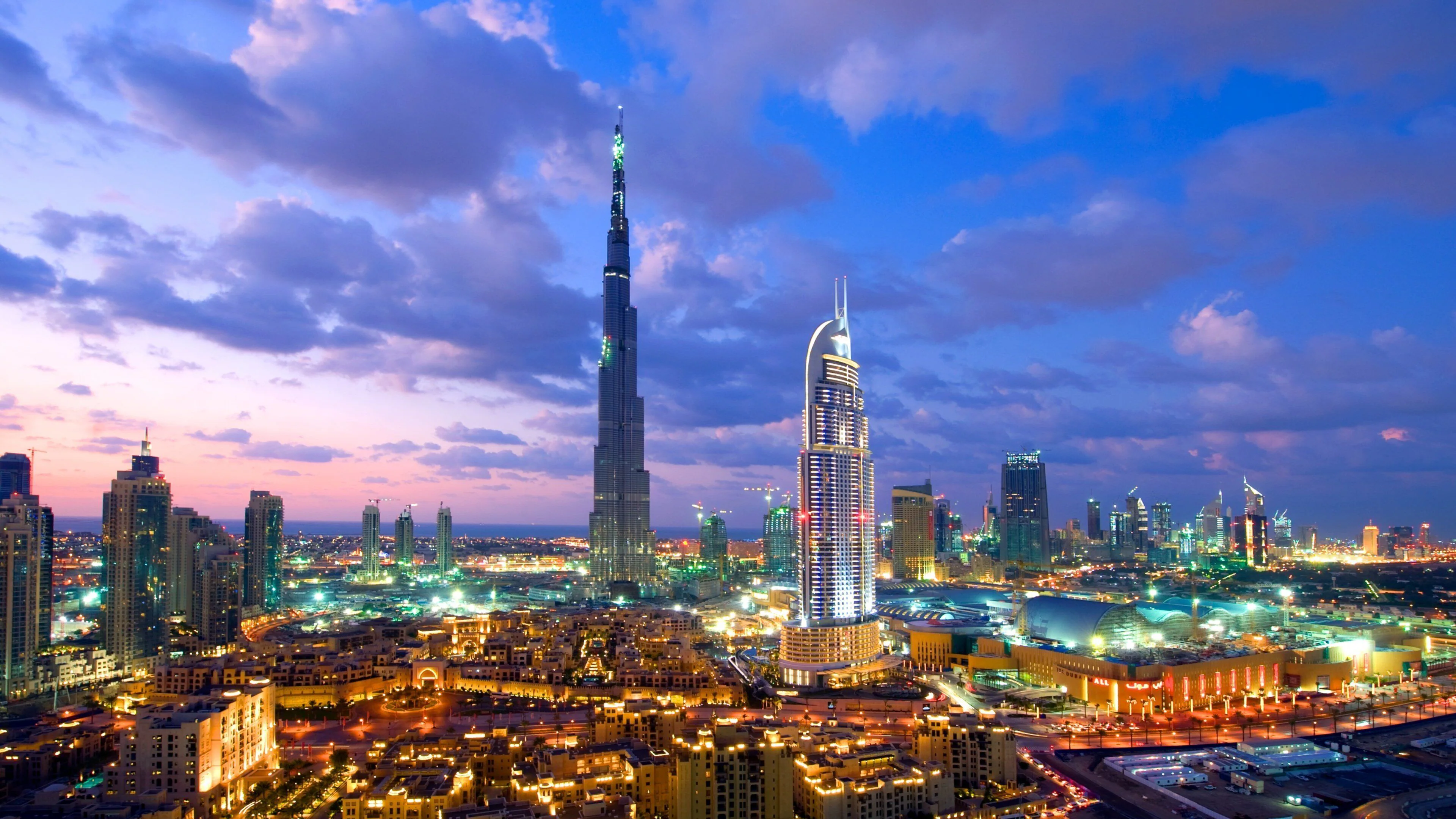 Dubai spent $13 billion building islands in the middle of the ocean ...