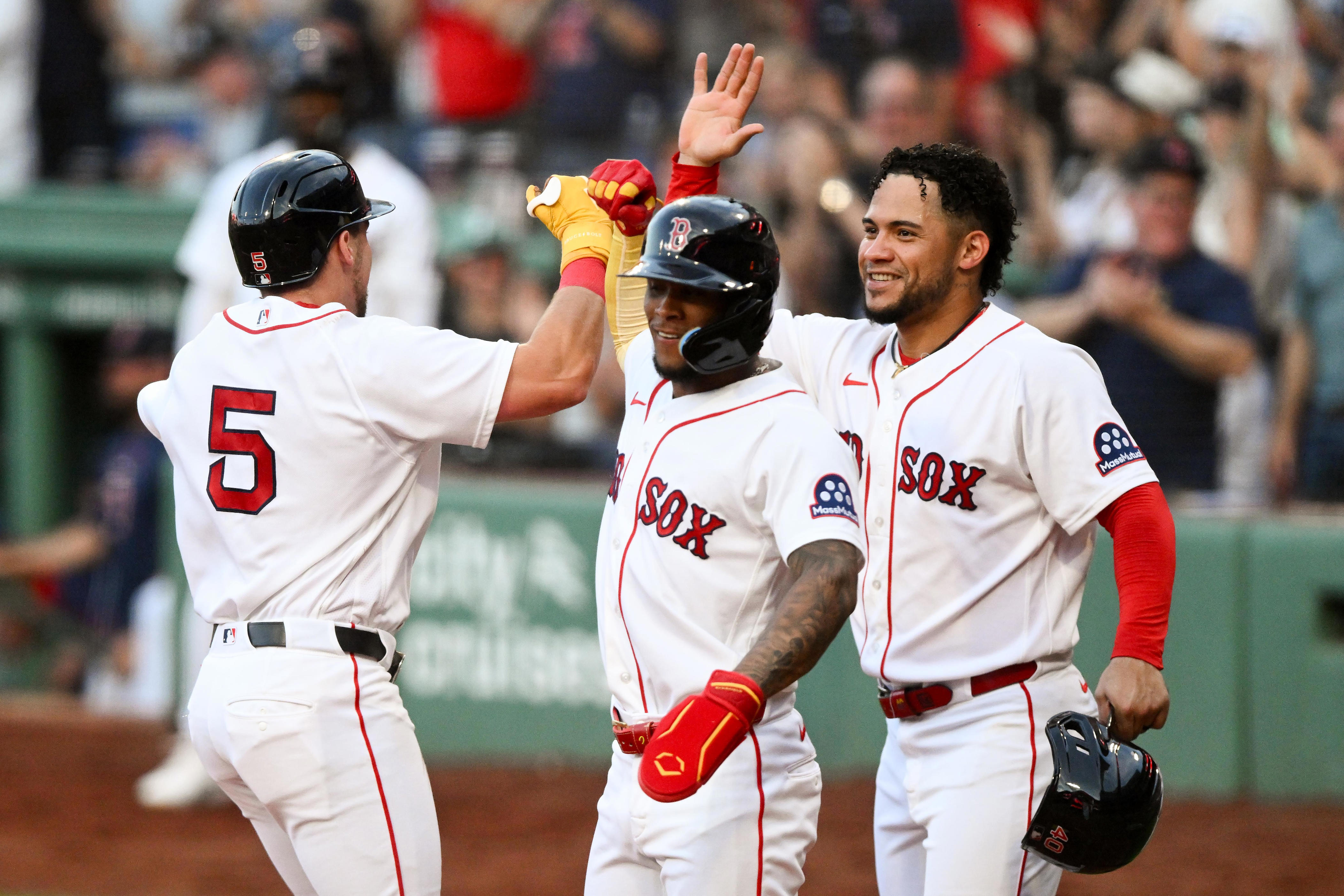 Red Sox, Braves seek eighth straight wins