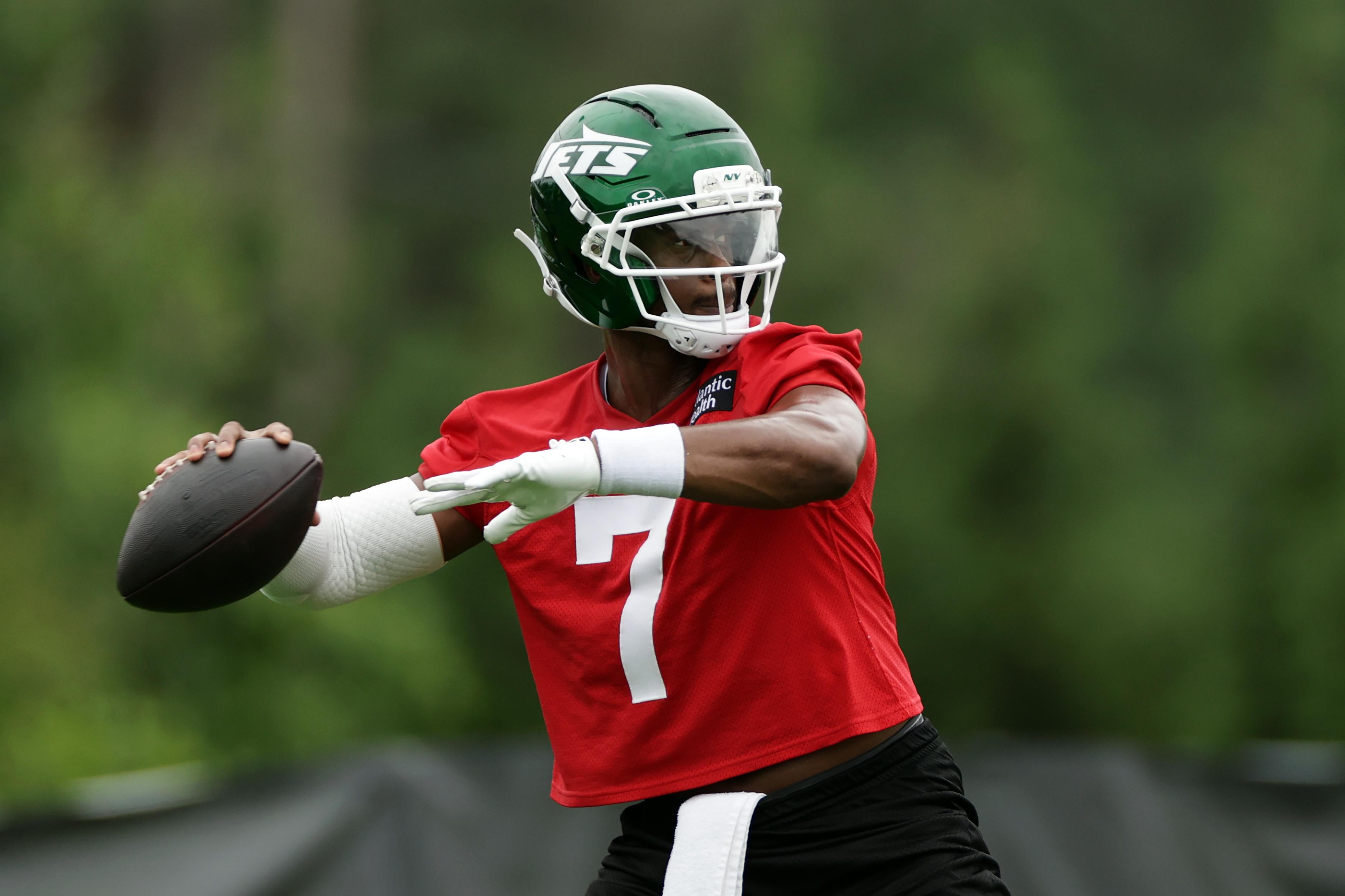 Geno Smith doesn’t get much love in Mike Sando’s quarterback rankings