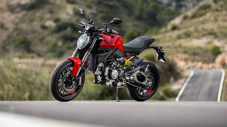 ducati-monster-2026-wins-one-of-the-world-s-leading-design-awards