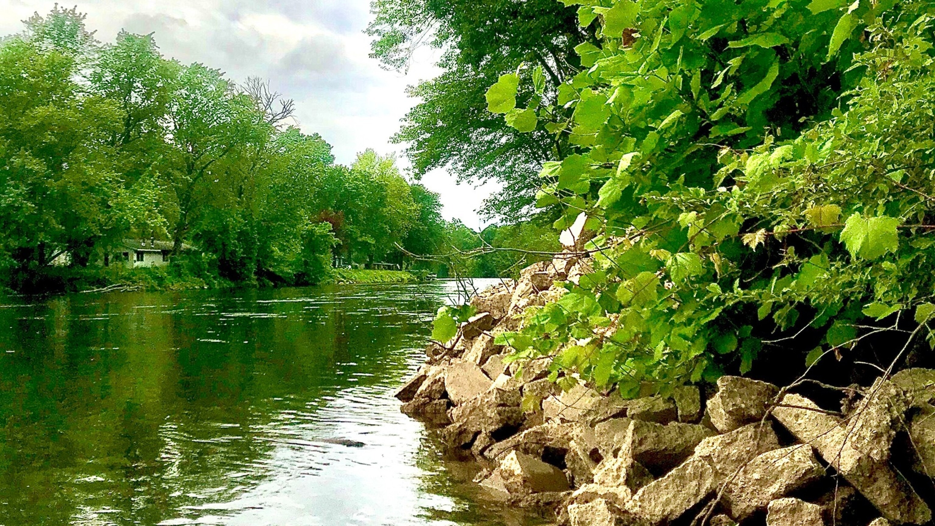 2 adults, 9-year-old who went missing after tubing on river found safe