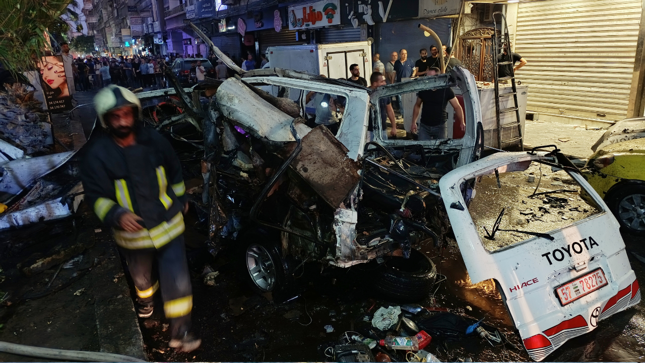 Syria explosion: At least 2 killed, 13 injured after bomb blast rocks ...