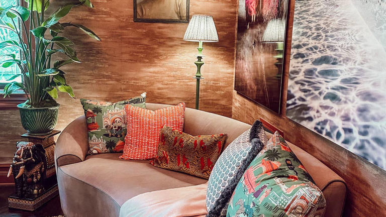 What is maximalism? Everything to know about the maximalist decor trend