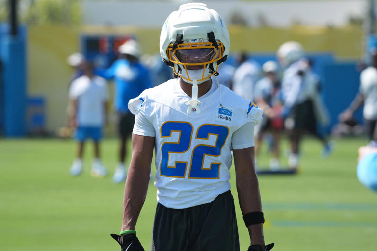 Chargers training camp: Pair of safeties stand out on Day 8