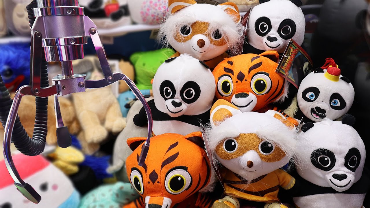 I found a Kung Fu Panda 4 claw machine
