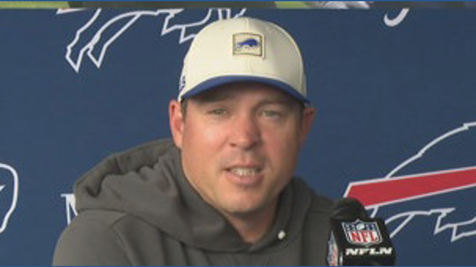 Leonhard looks forward to using Hoecht's versatility in Bills defense