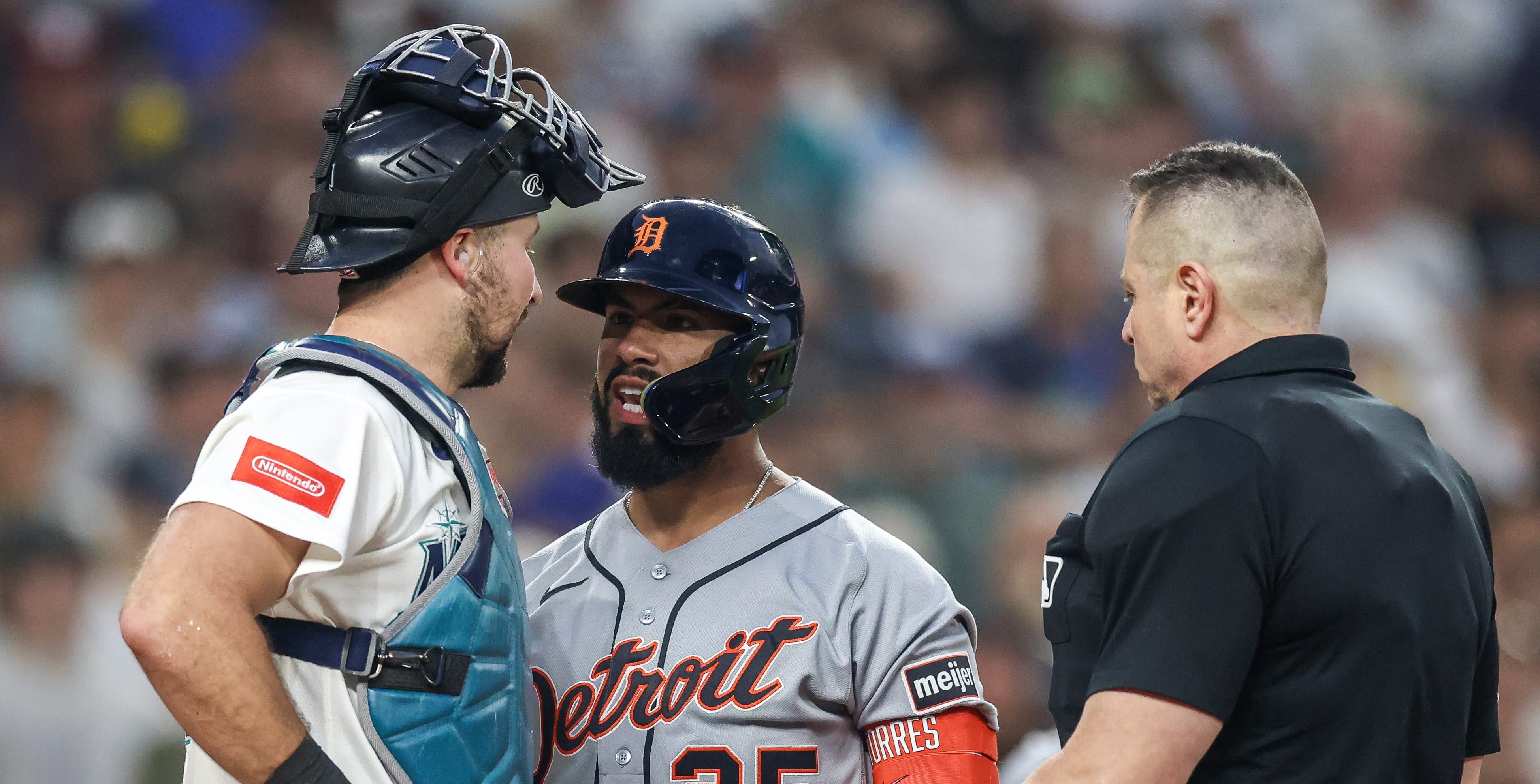 Gleyber Torres appeared to mock Cal Raleigh's brutal season before ...