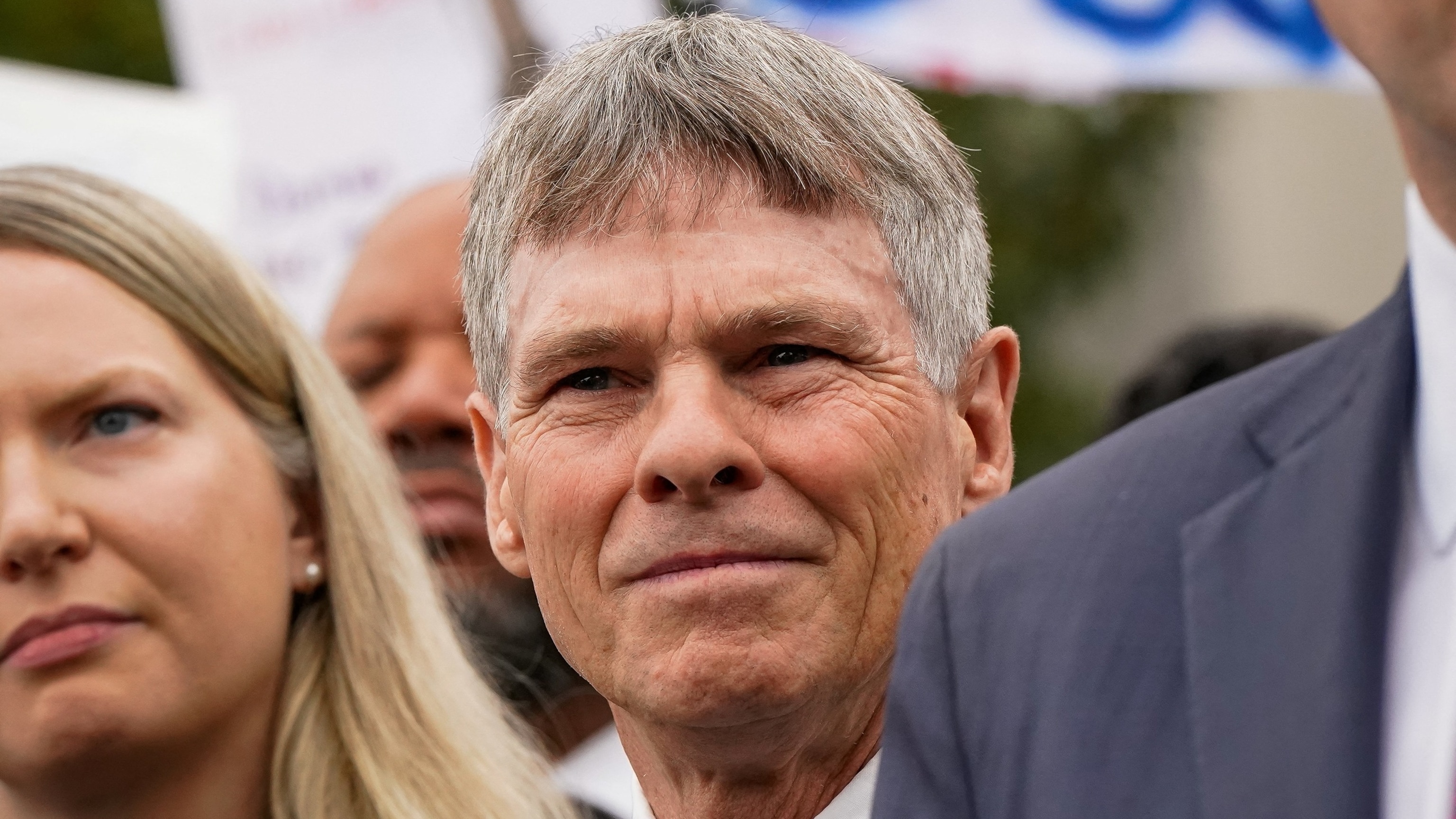 Judge dismisses Reflecting Pool vandalism case against former Olympian