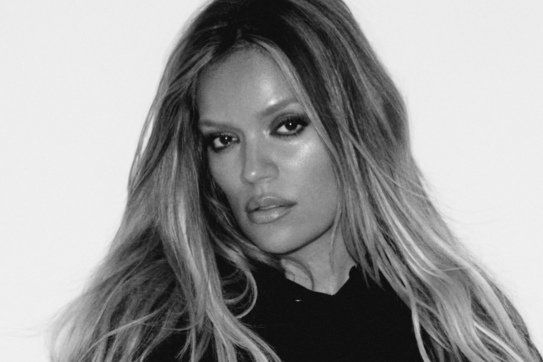 Karol G's 'No me arrepiento de sentir tanto': Stream it now