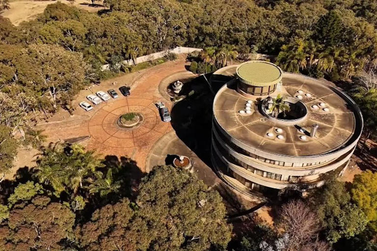 Suspected intruder mauled to death at iconic Sydney property, eight ...