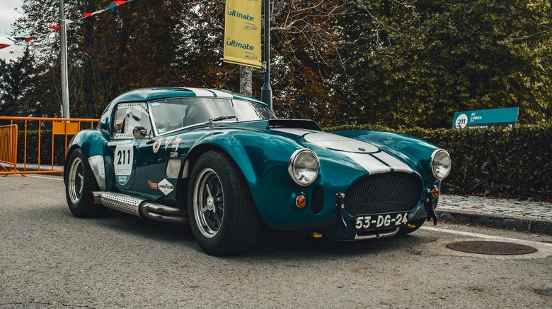 10 of the fastest classic muscle cars of the 1960s, ranked by speed