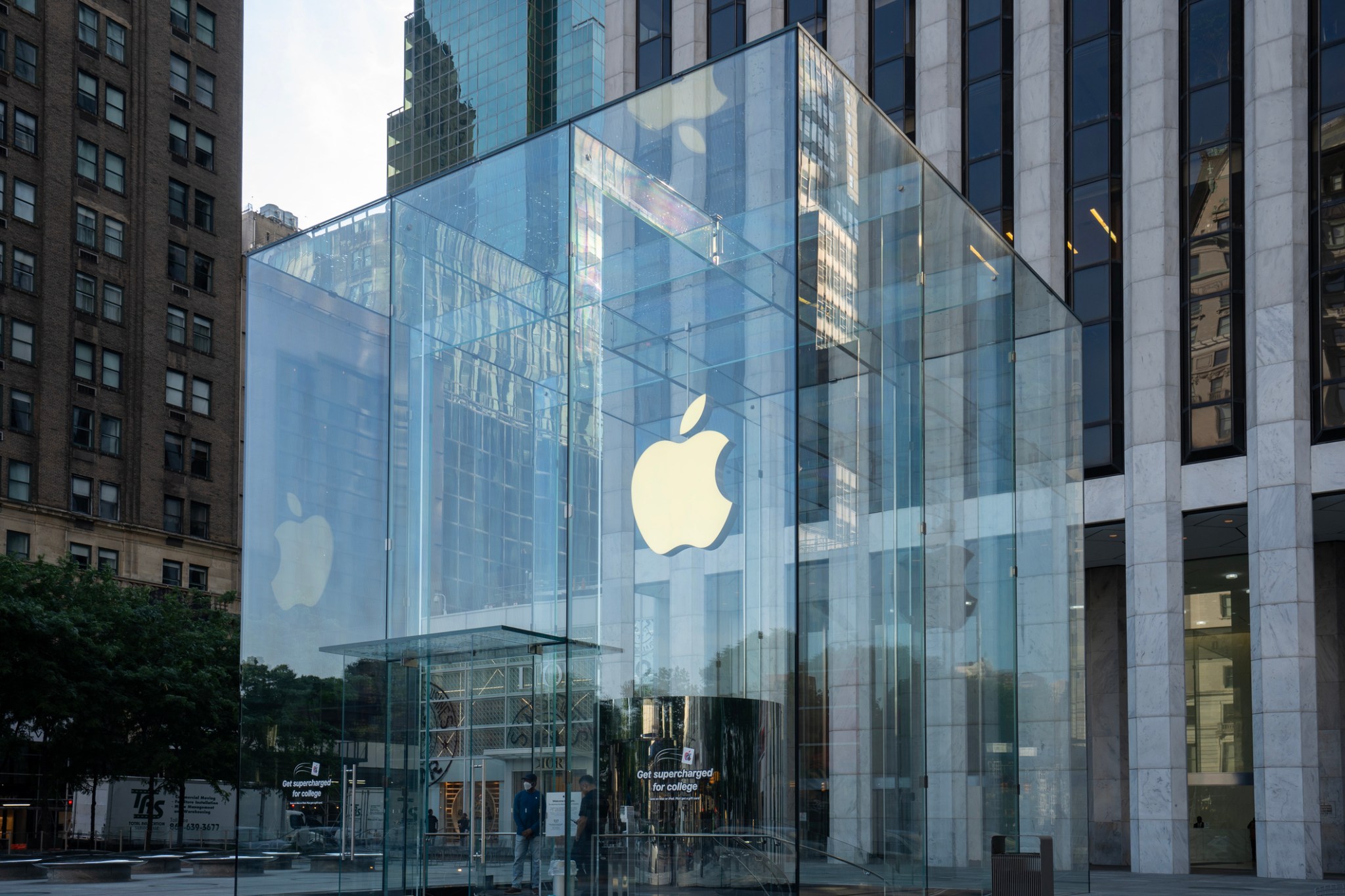 Flagship Apple products set to see price increases—see full list