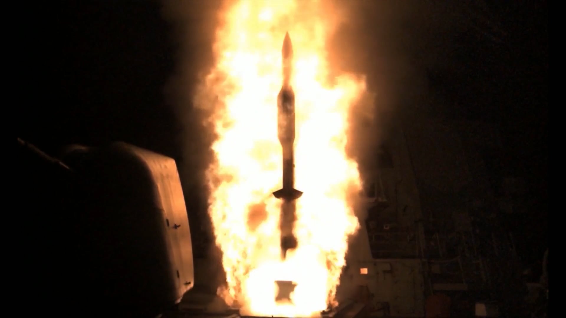 US Navy’s SM-6 can strike aircraft, missiles and ships