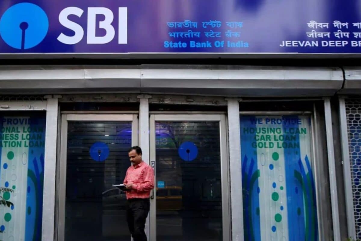 SBI is hiring for chief AI officer, AI solution architect and tech ...