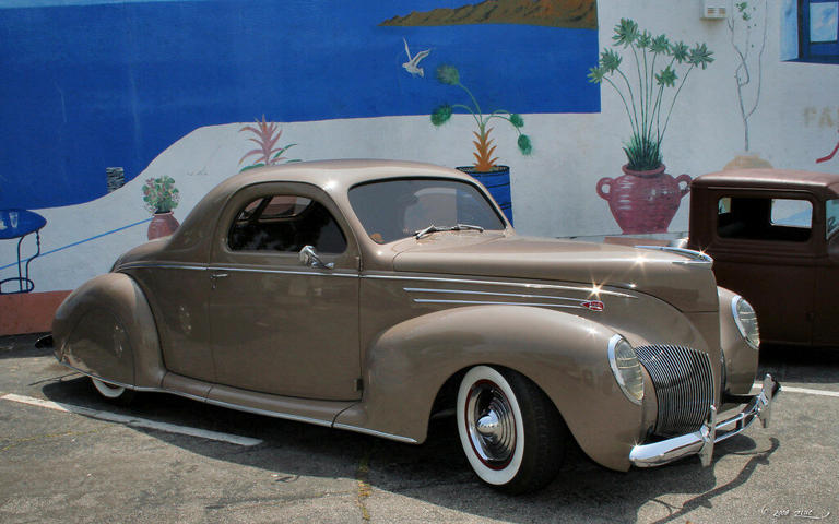 Paul Teutul Jr.'s 1939 Lincoln-Zephyr three-window coupe and its ...