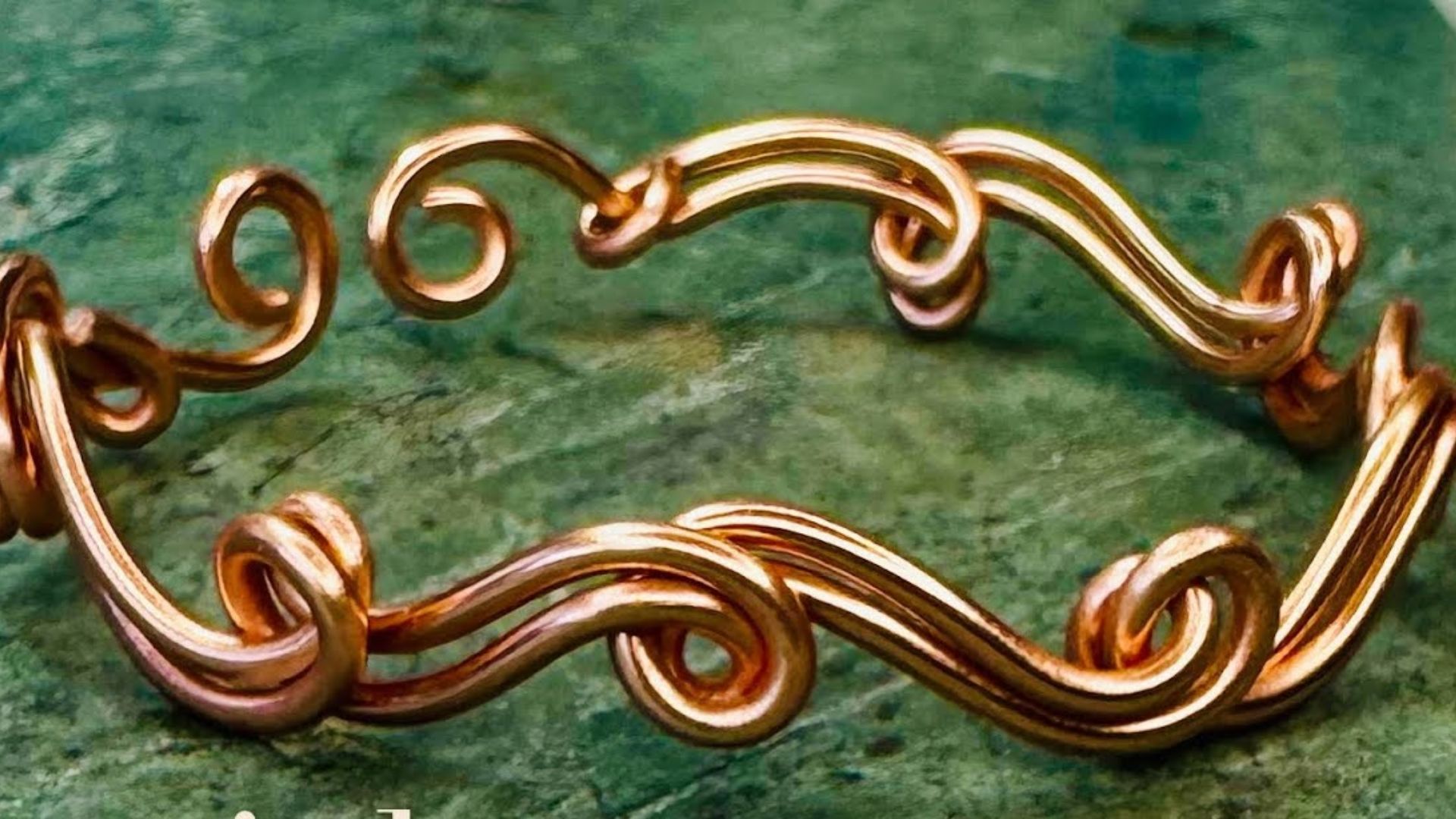 Stunning wire jewelry designs you can make