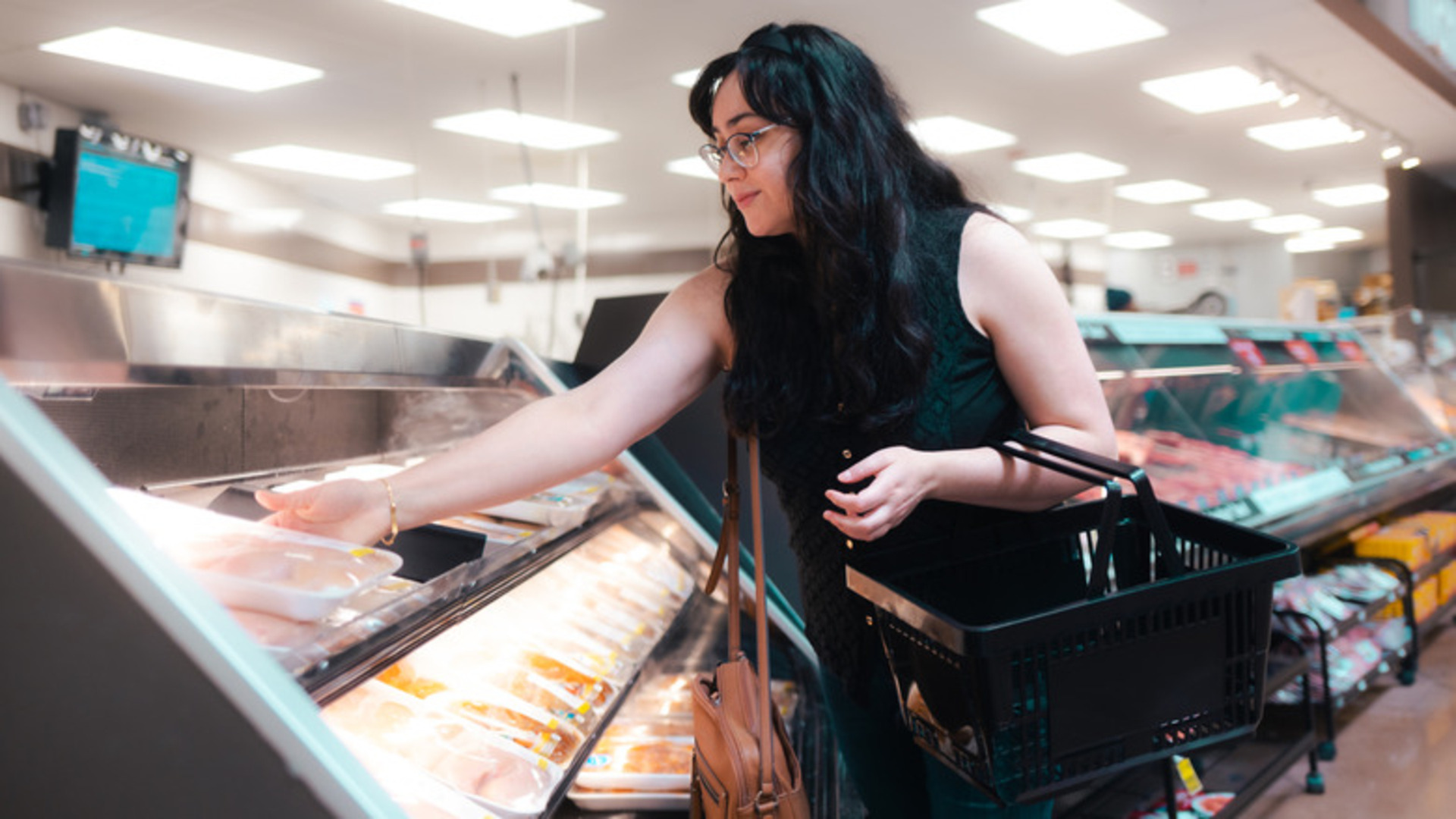 The grocery store chicken red flag to watch out for