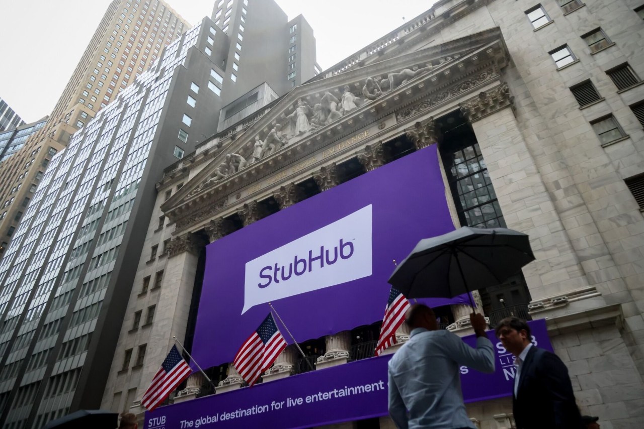World Cup ticket fiasco erases StubHub profits, sending stock down