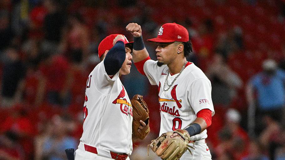 The Cardinals can't afford to quit on Gold Glove infielder amidst ...