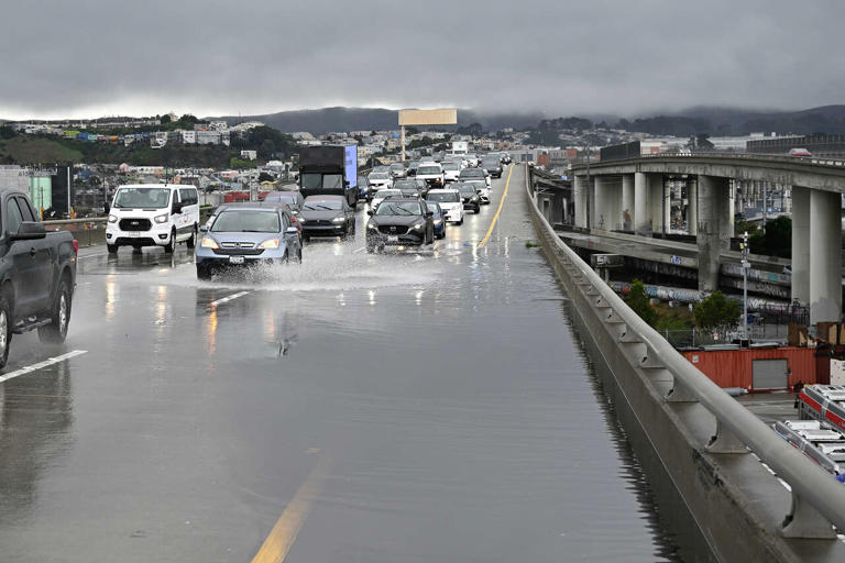 Here's what the 'extraordinary' new El Niño forecast means for California