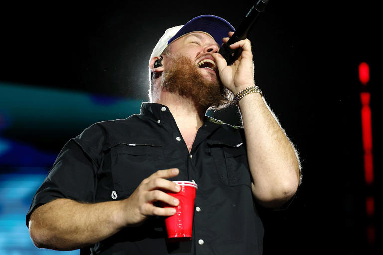Luke Combs announces new 2027 My Kinda Saturday Night tour dates