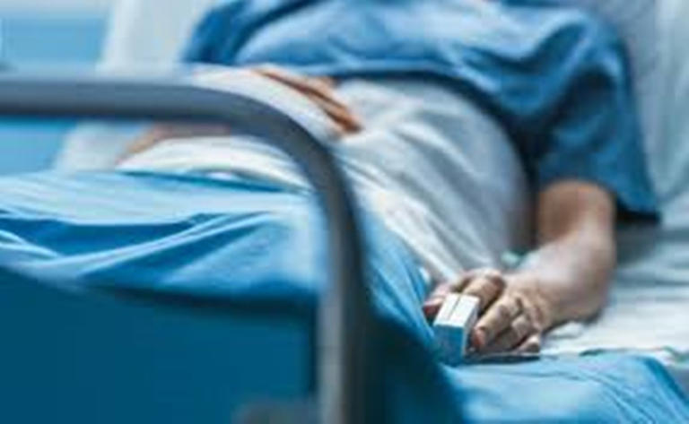 El hospital donde se llevó al elemento baleado se encuentra resguardado por personal de la SSPE. Foto: Archivo EL UNIVERSAL