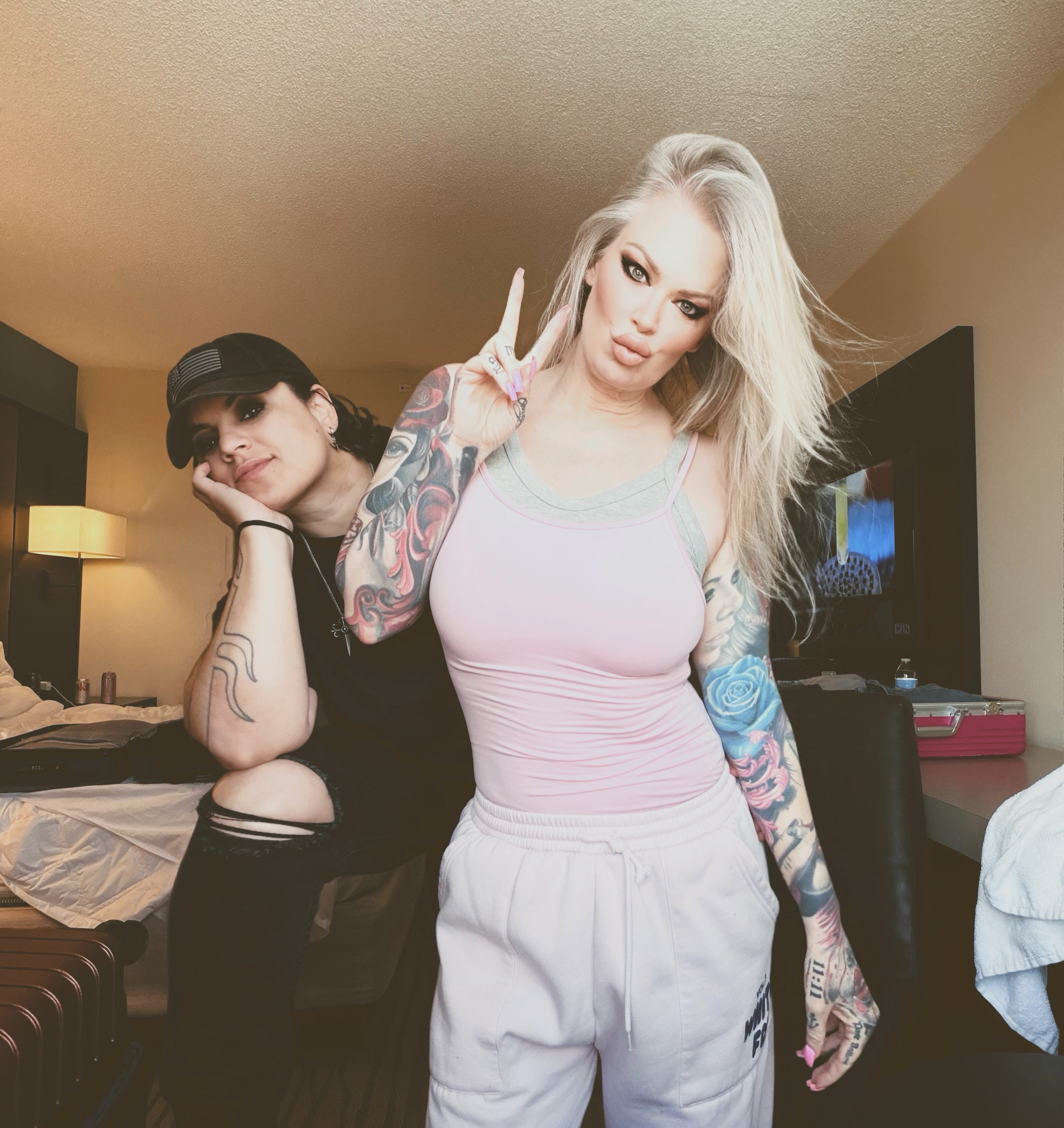 Jenna Jameson gets married for the fourth time, weds Mil R Ocampo after