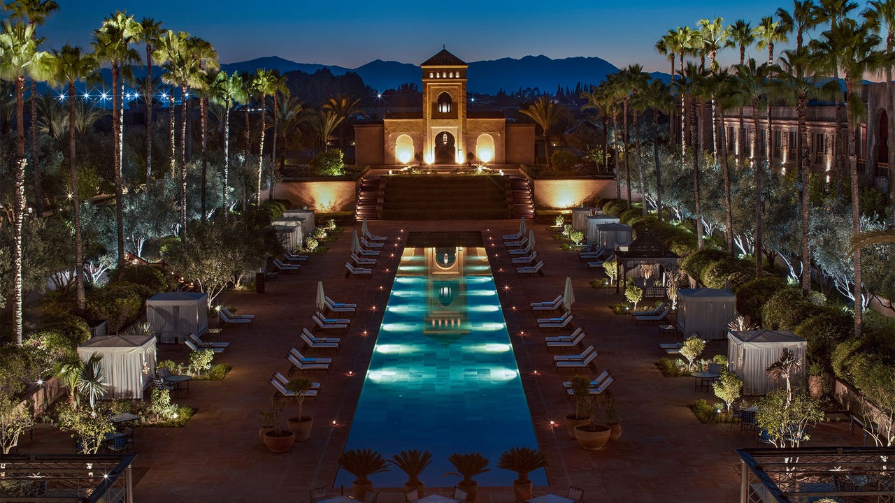 American Express adds 350 luxury hotels to Platinum Card travel program ...