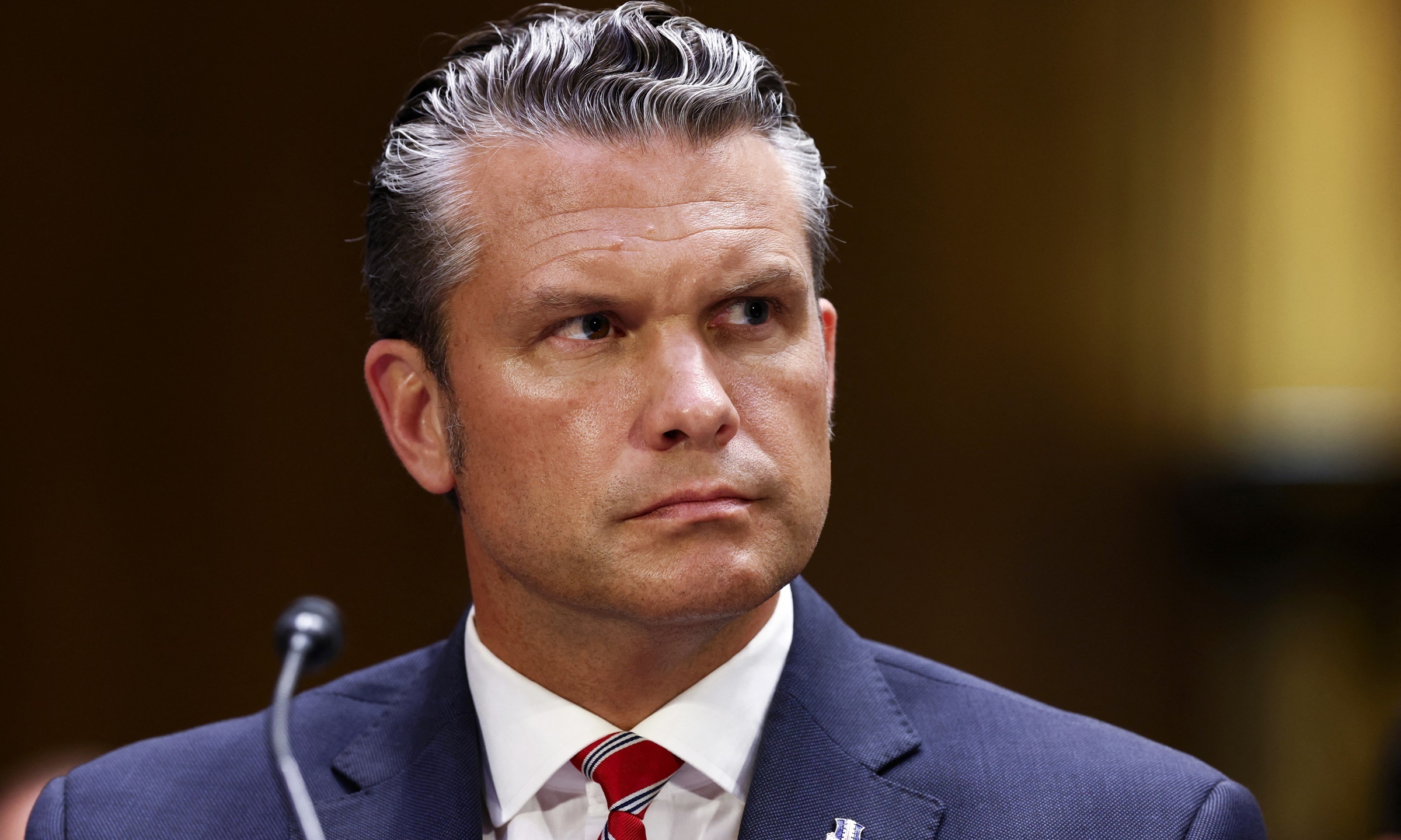 Bộ trưởng Hegseth: Mỹ có thể phong tỏa cảng biển Iran vô thời hạn