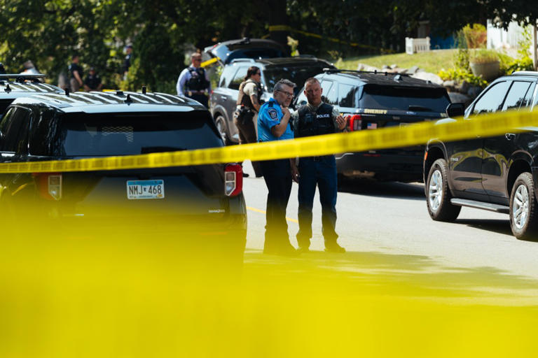 New texts reveal broken marriage before nutjob stabs wife, daughter ...