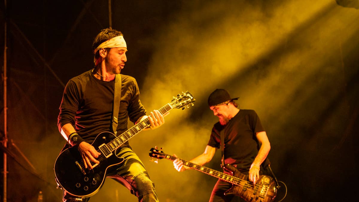 Godsmack headlines 700,000-person festival in Poland, announces new ...
