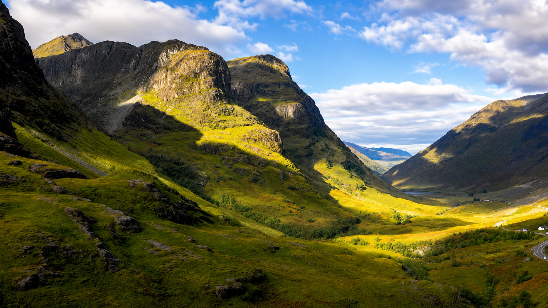 This valley was shaped by ice and volcanoes