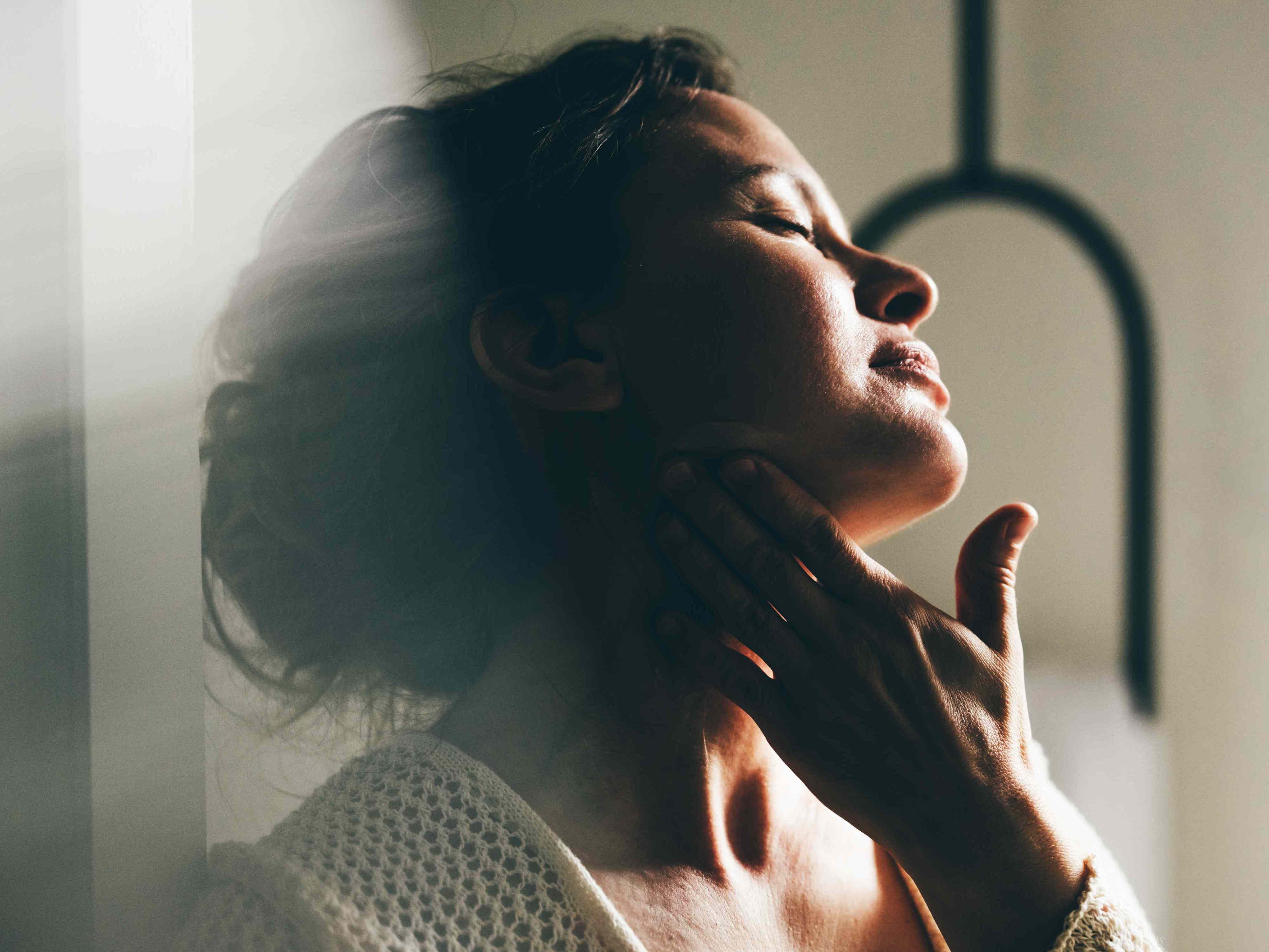 This $30 Medicube neck cream includes a sculpting tool that fans say ...