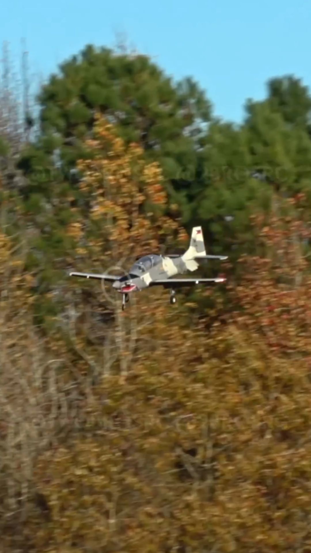 Super Tucano RC plane: Aviation skills and landing insights