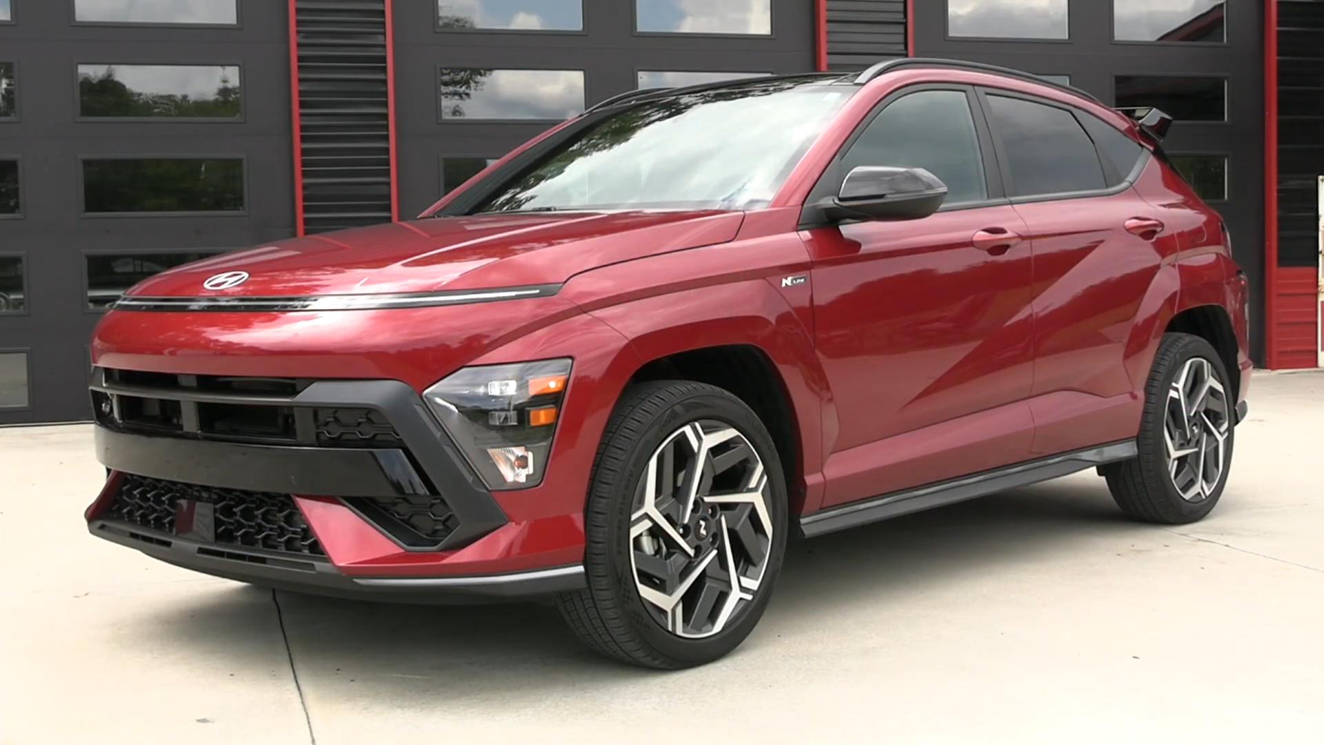 Sporty styling meets all wheel drive capability in crossover