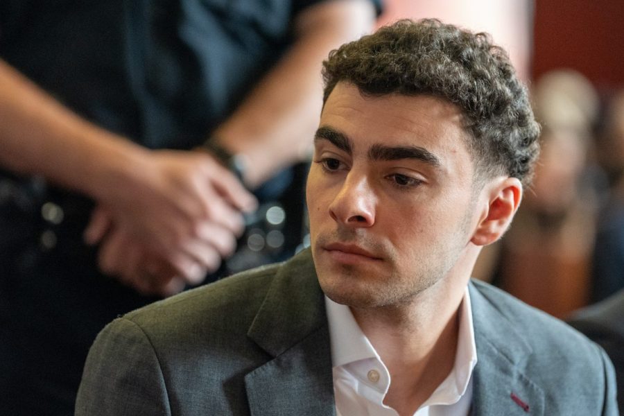 Luigi Mangione expected to plead guilty Friday in federal case