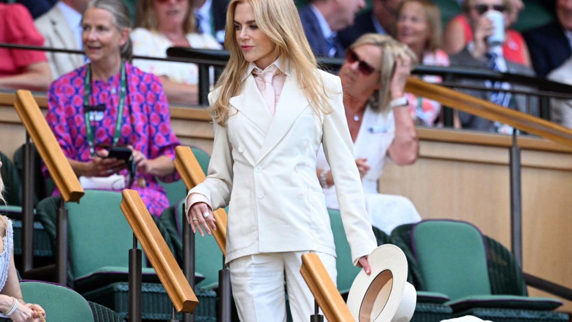 nicole-kidman-a-admis-qu-elle-se-d-guise-parfois-pour-aller-danser