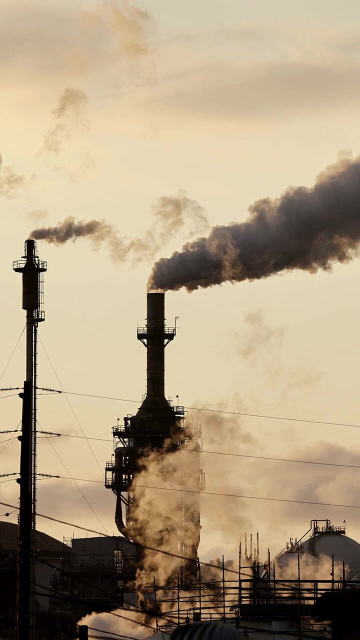 Phillips 66 left California. Now it's betting billions on selling fuel ...