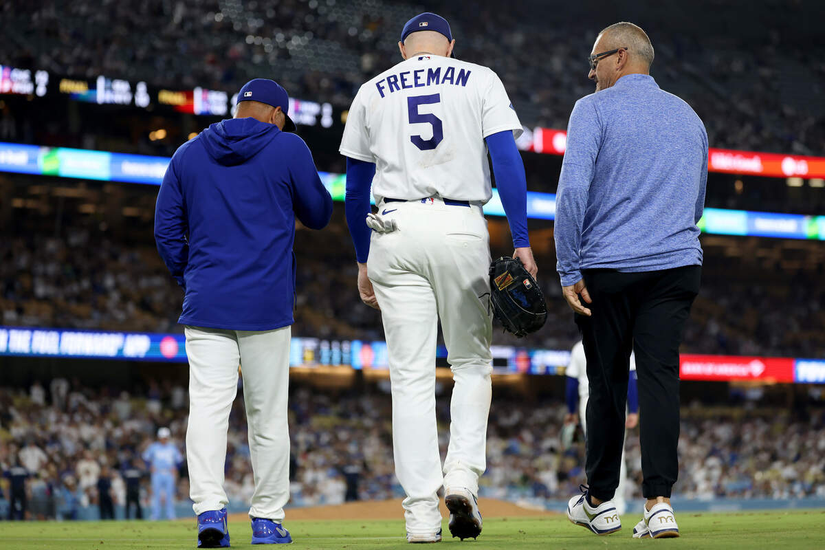 Royals criticized for not preventing Dodgers star's fall into KC's dugout