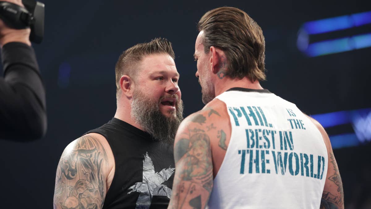WWE SmackDown tonight (Oct. 23): Full card, location, & what to expect