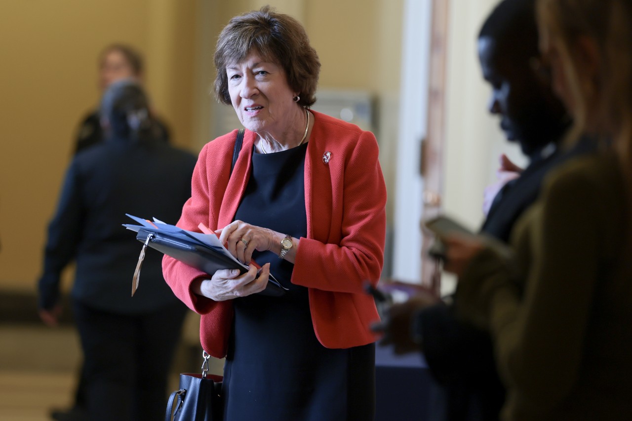 Private equity's political spending flips toward Republicans