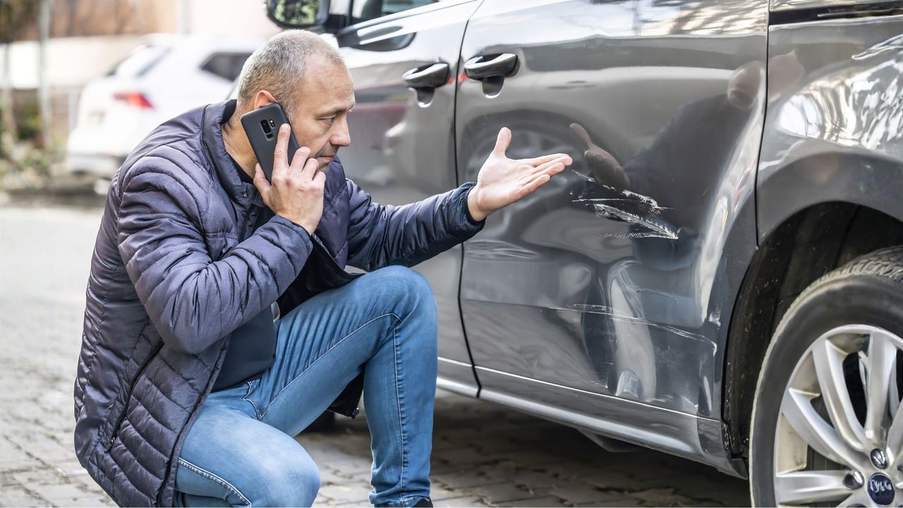 Collision vs comprehensive car insurance: Which do you need?