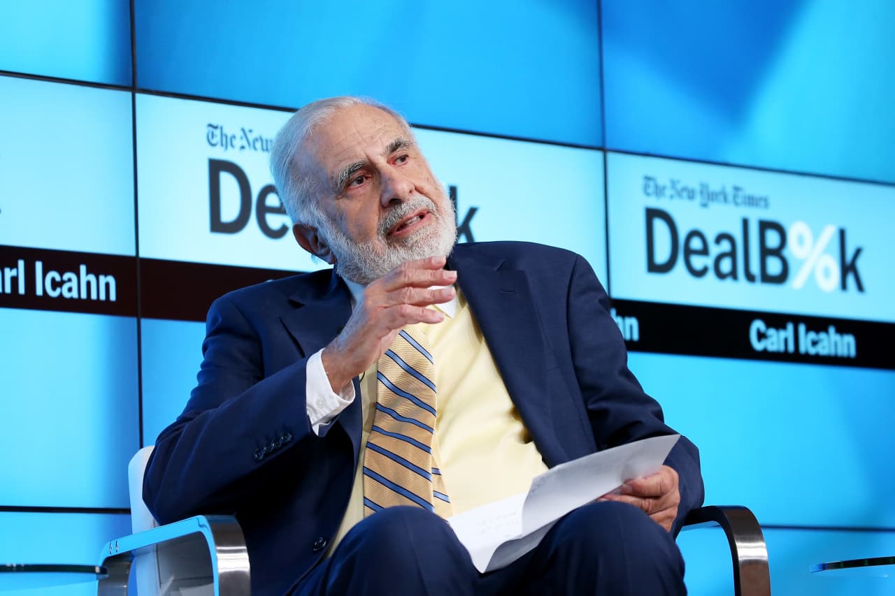 Carl Icahn trims stakes in JetBlue and American Electric Power