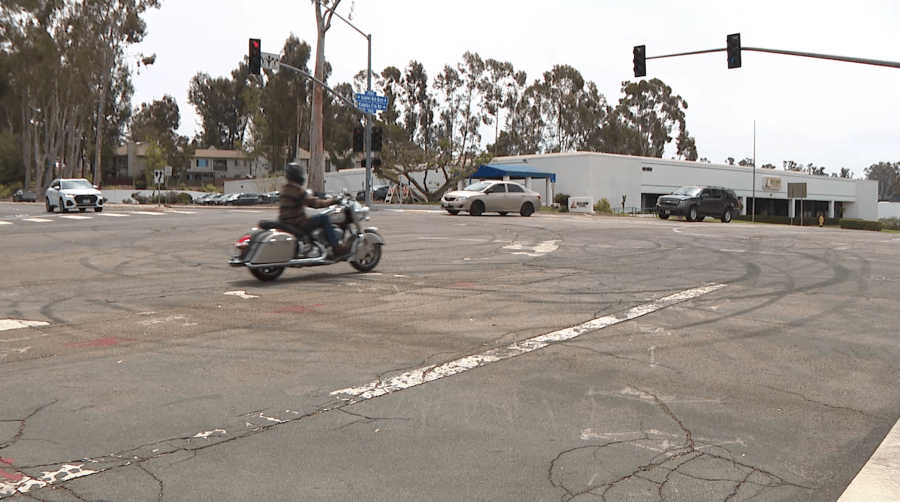 Social media leads San Diego police to illegal car racing event
