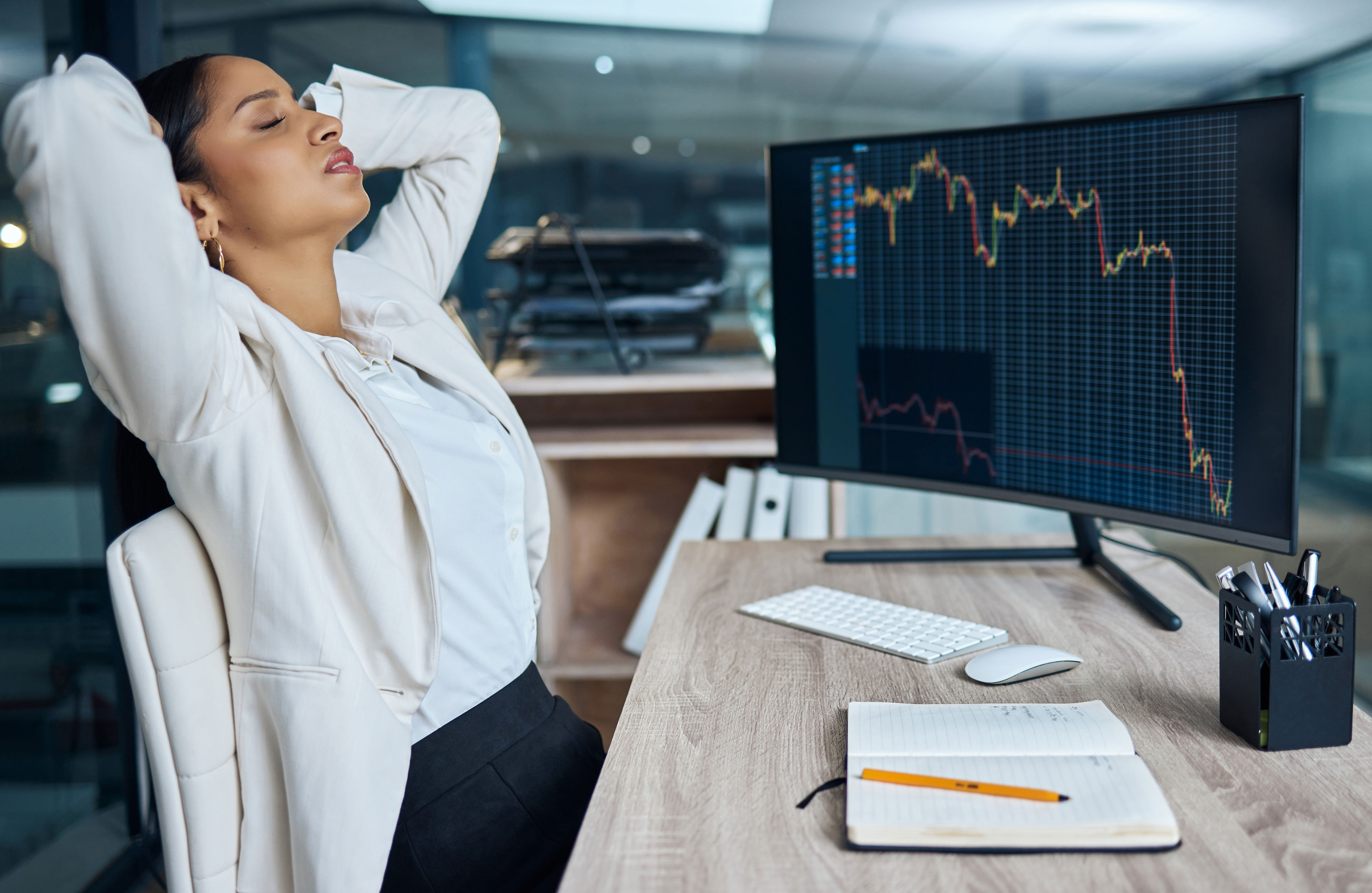Why Aecom stock crashed to a 52-week low this week