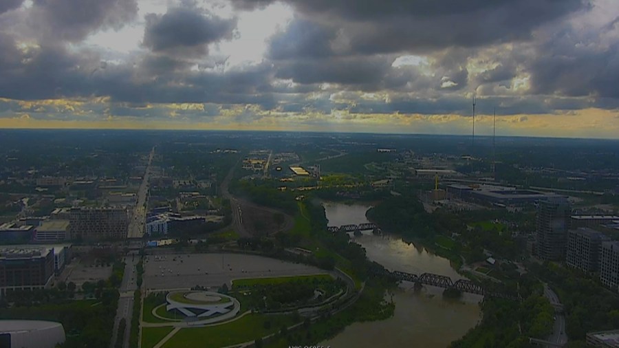 Columbus weather: Weekend rain & rumble chances, drier work week