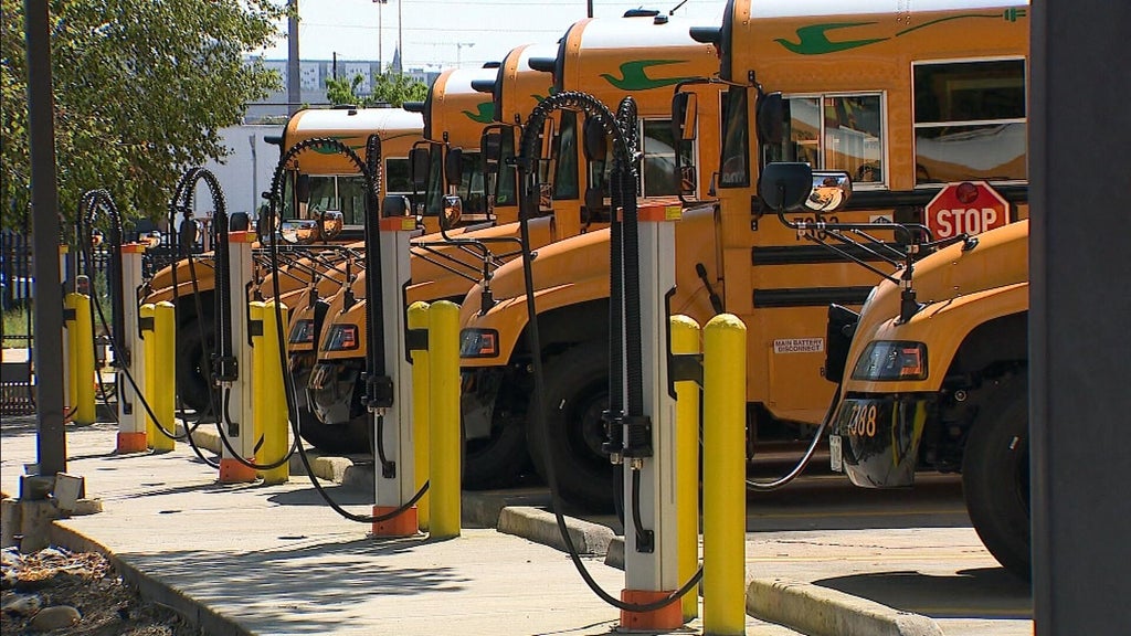 Denver Public Schools shows off 2 dozen new electric school buses
