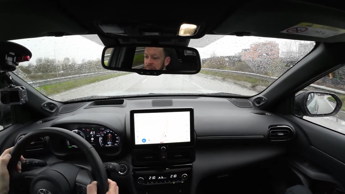 Toyota Yaris Cross Hybrid getest: praktisch, zuinig maar wel erg basic